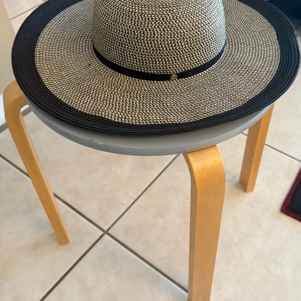 Stylish Black and Gray Women's Hat